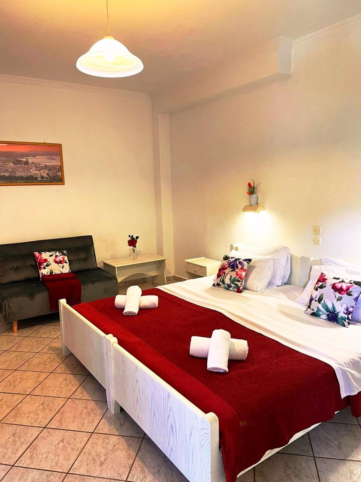 آغيوس غوذيوس Apart Hotel Blumarin المظهر الخارجي الصورة
