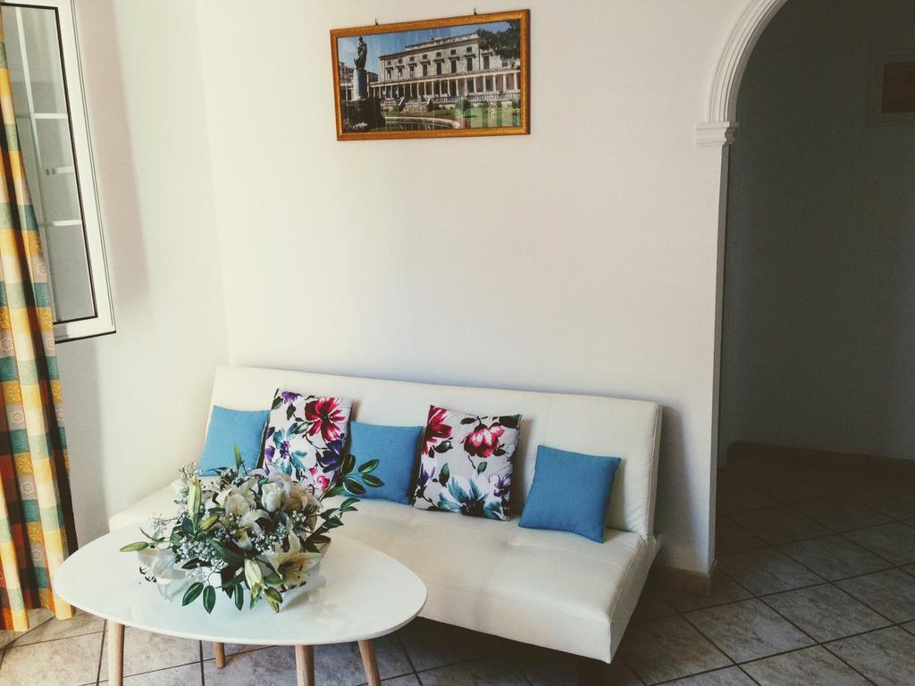 آغيوس غوذيوس Apart Hotel Blumarin المظهر الخارجي الصورة