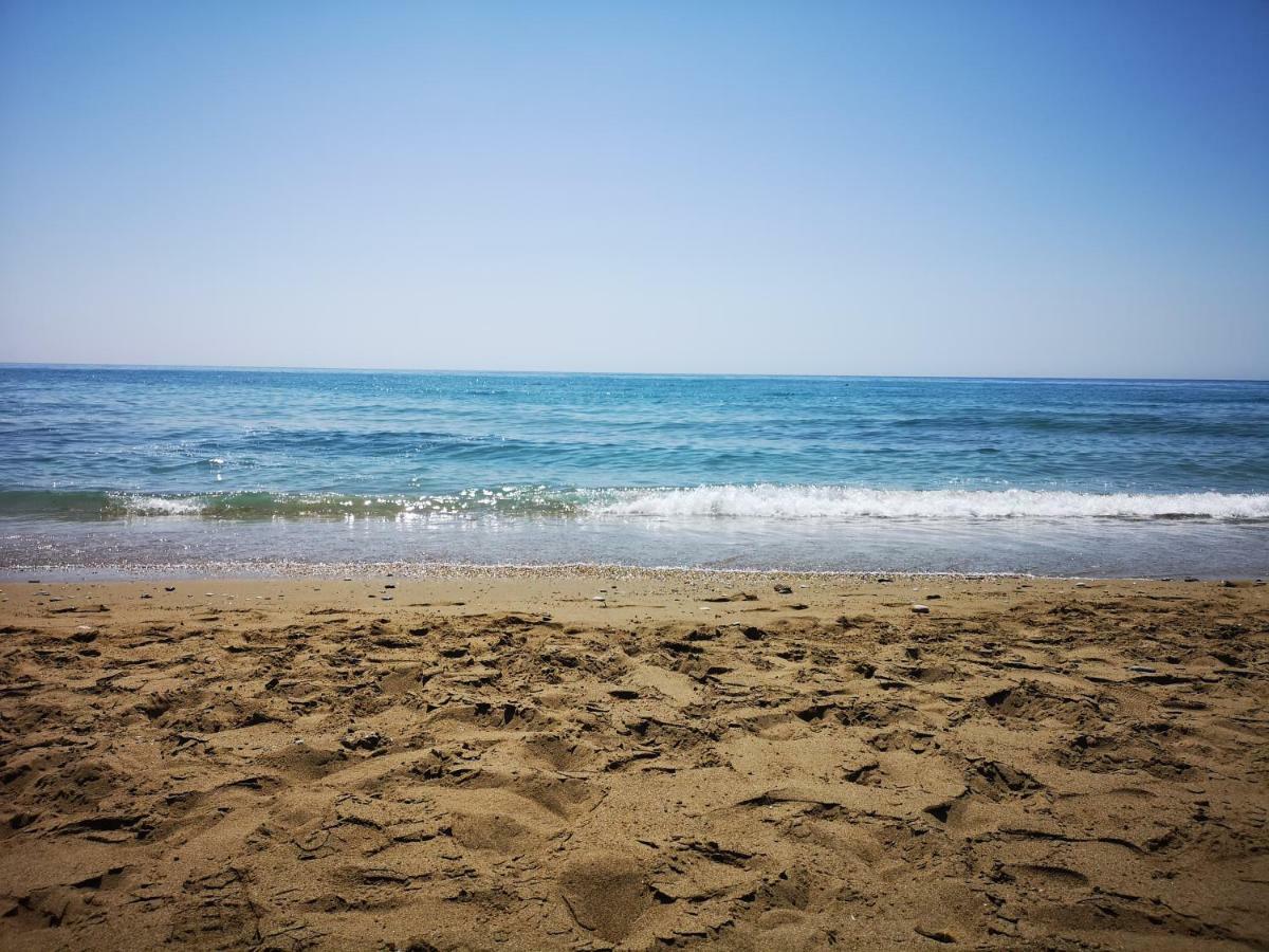 آغيوس غوذيوس Apart Hotel Blumarin المظهر الخارجي الصورة